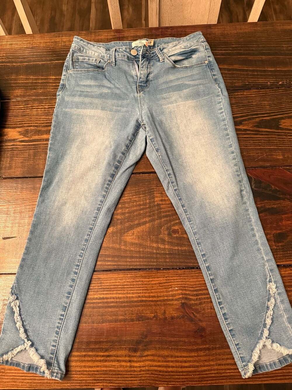 Royalty For Me Mid Rise Distressed Ankle Tulip Split Hem Skinny Jeans Size 10